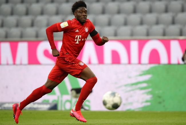  拜仁续约阿方索，超级合同锁定未来五年  