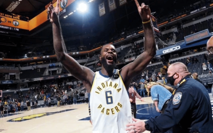  步行者绝杀尼克斯保留季后赛希望  